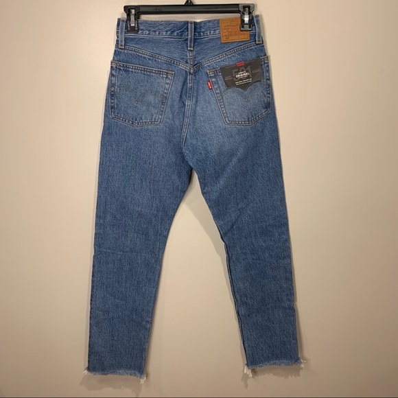 NEW 501 Levi's Wedgie Icon Jeans in Truth Unfolds - Picture 8 of 10